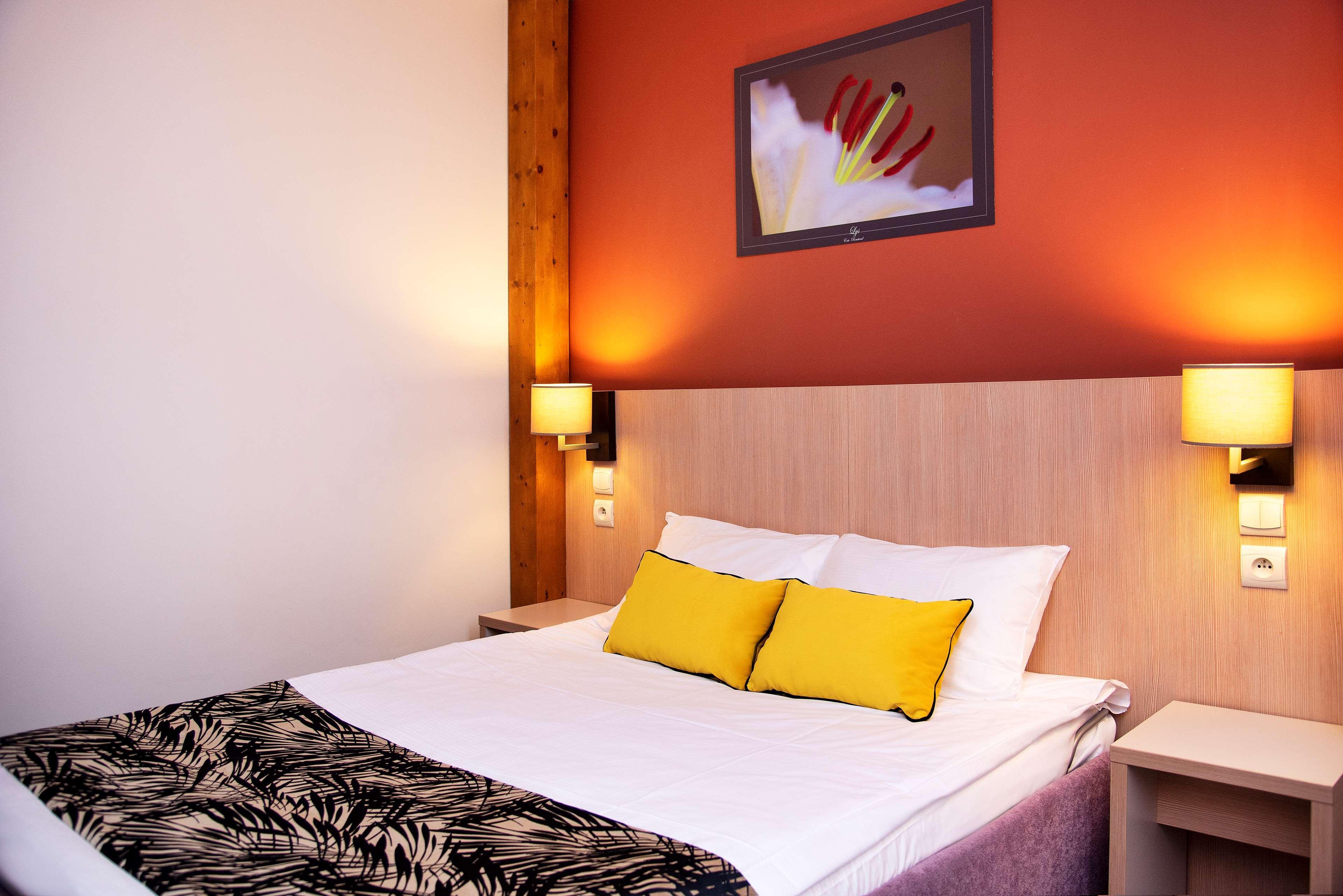 Best Western Plus Hotel Colbert Шатору Экстерьер фото