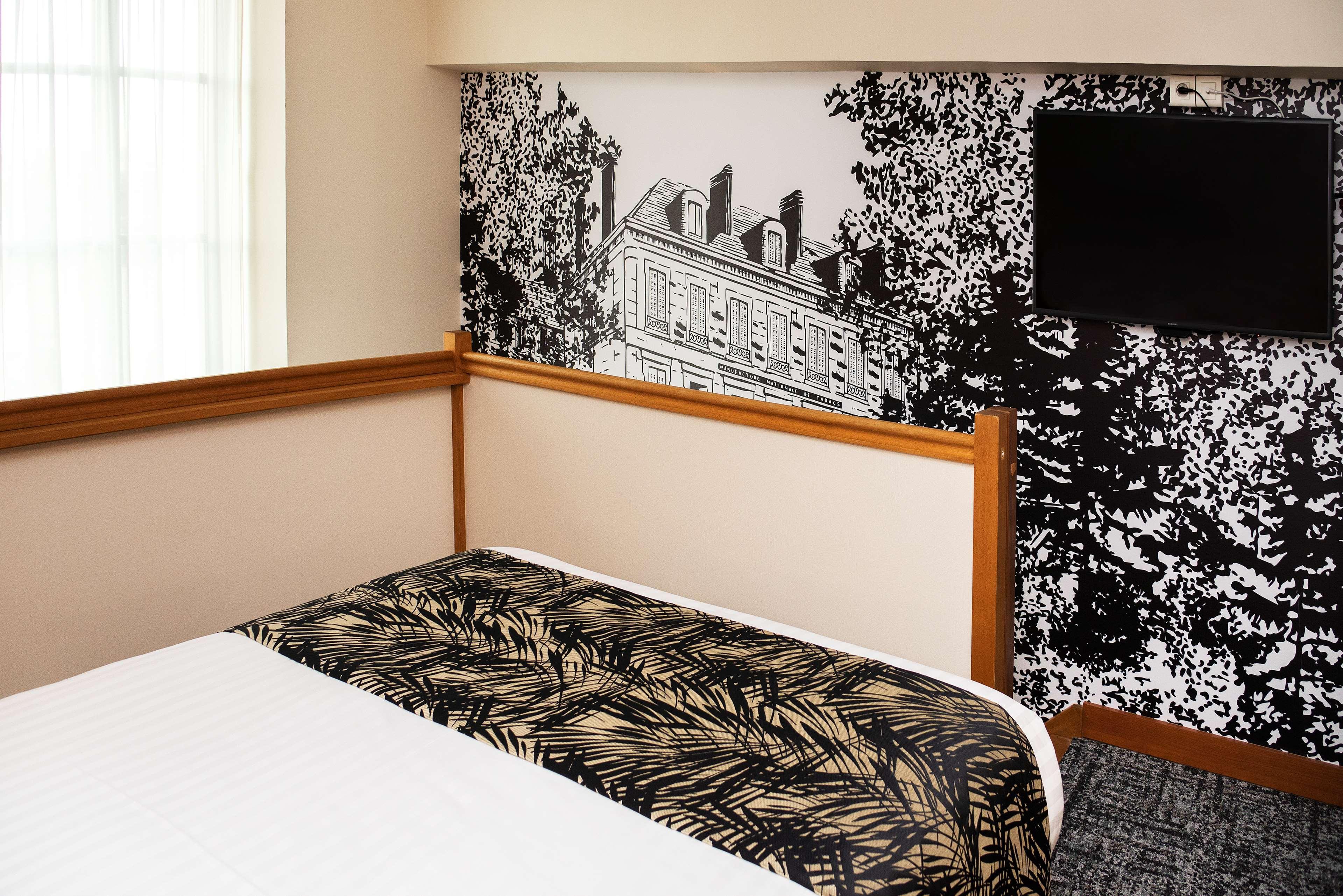 Best Western Plus Hotel Colbert Шатору Экстерьер фото