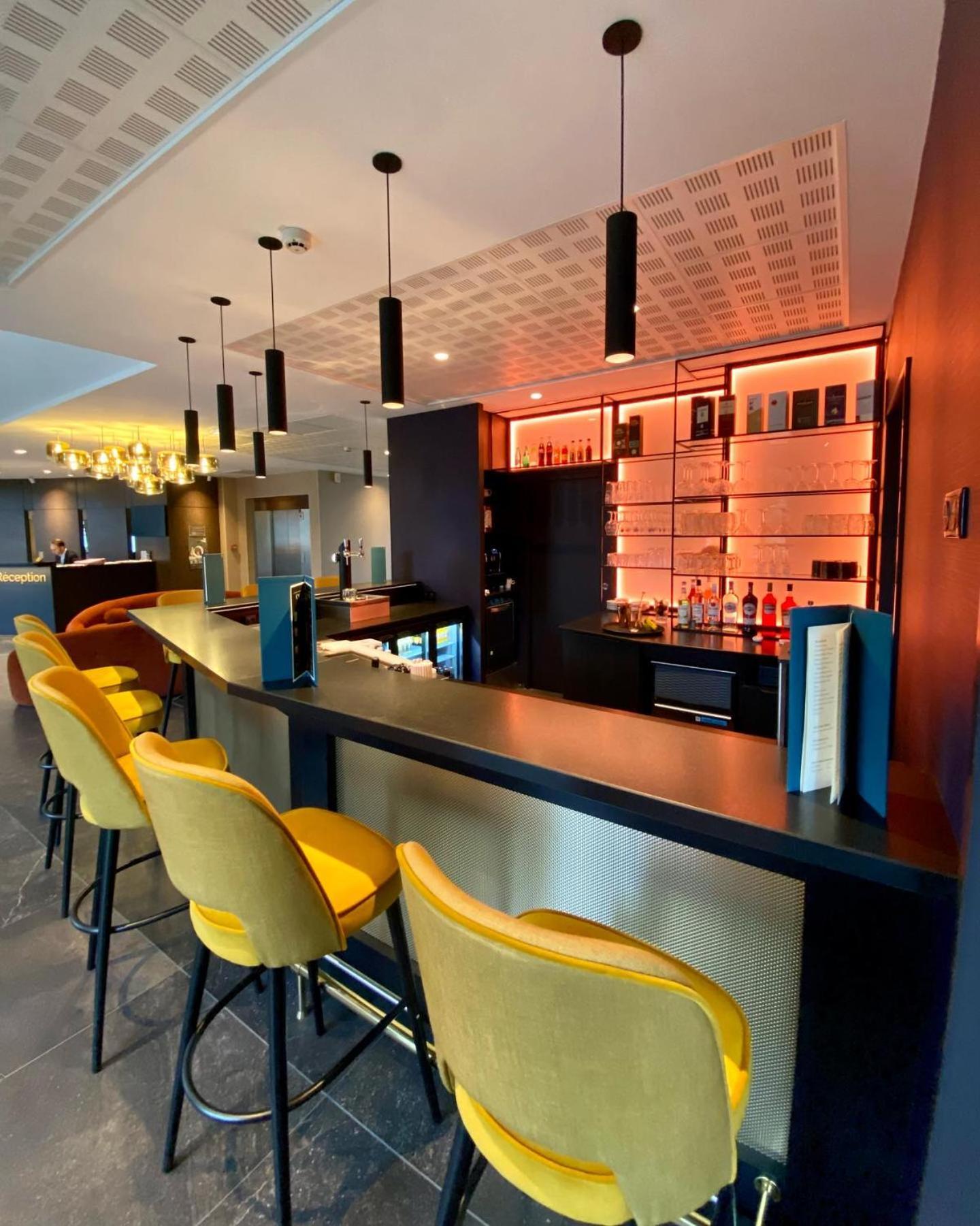 Best Western Plus Hotel Colbert Шатору Экстерьер фото