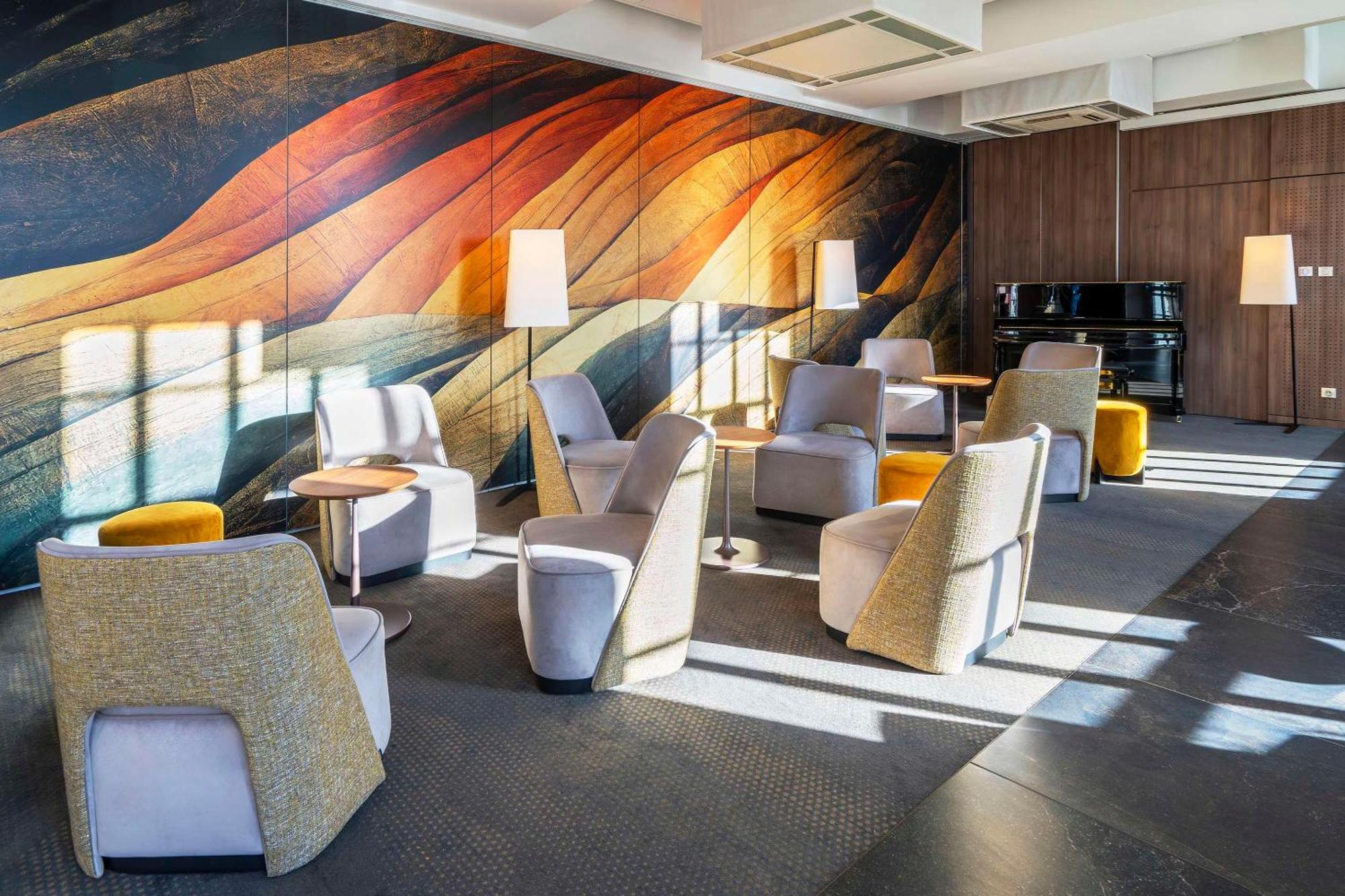 Best Western Plus Hotel Colbert Шатору Экстерьер фото